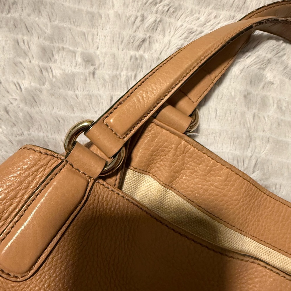 Gucci Leather Soho Bag - Picture 8 of 11